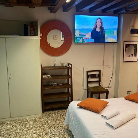 San Marco Orange Nest Apartment Venice Exterior photo